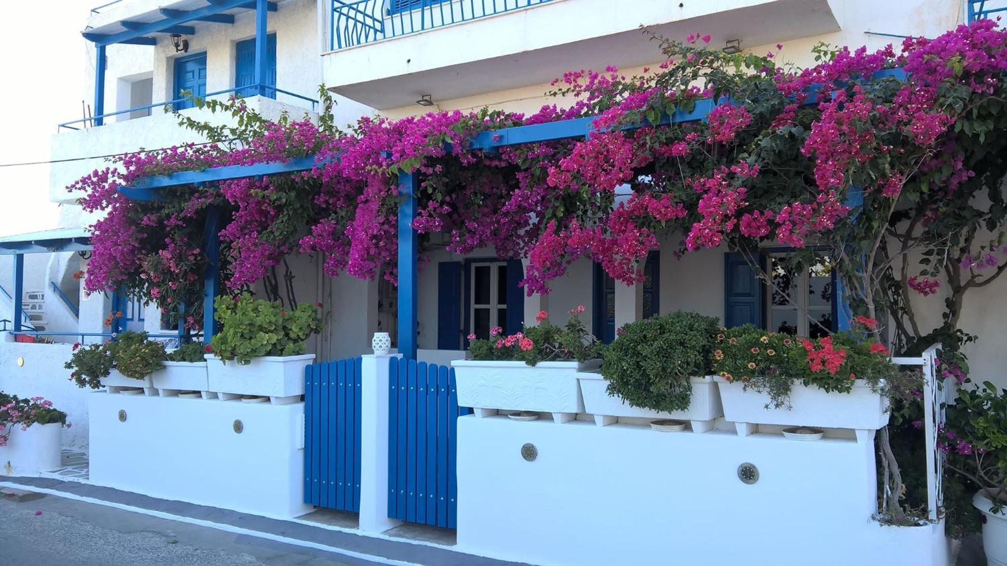 Studios Prevena Adamantas  Exterior photo